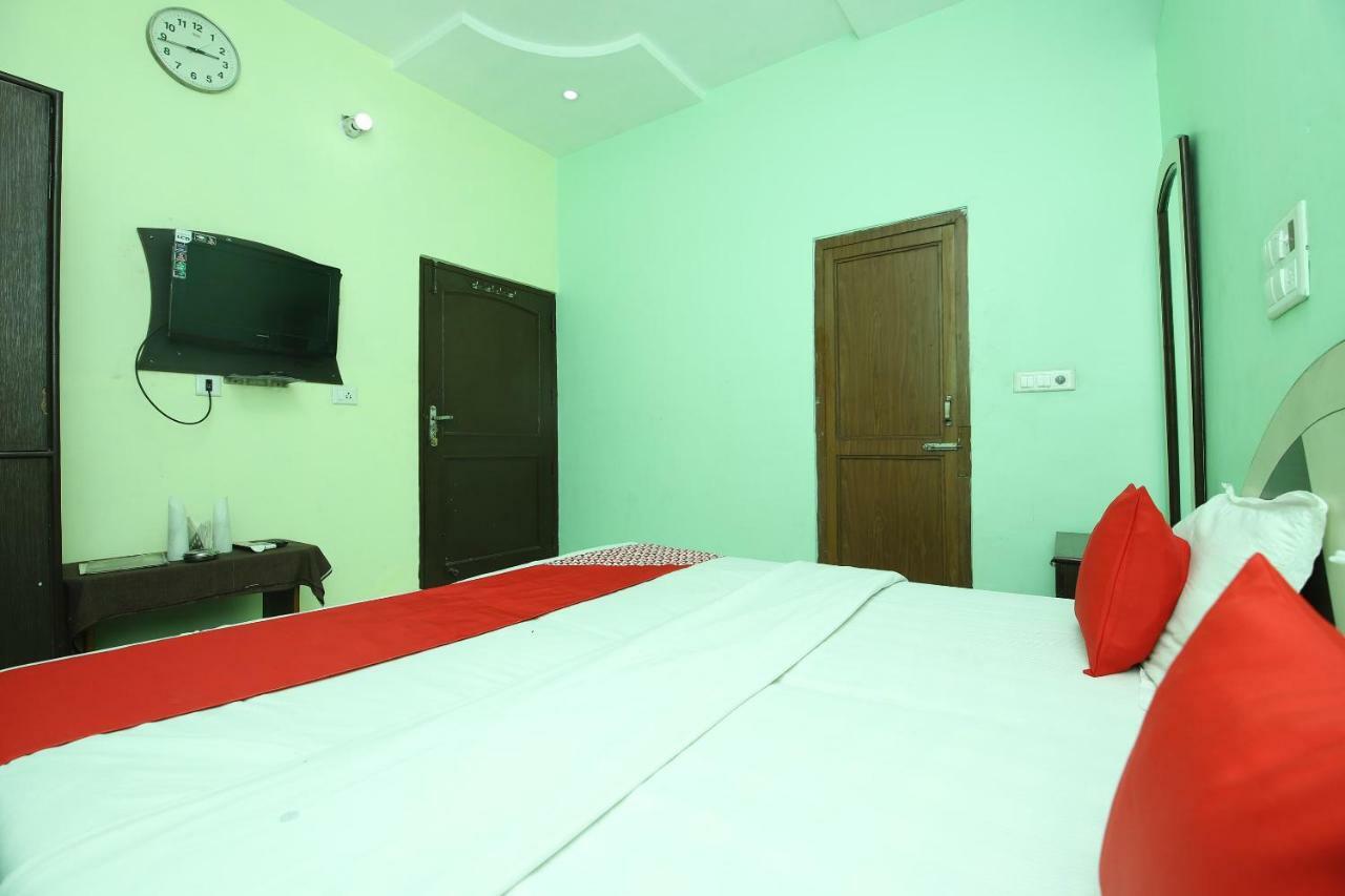 Hotel Deep Palace Jind Buitenkant foto
