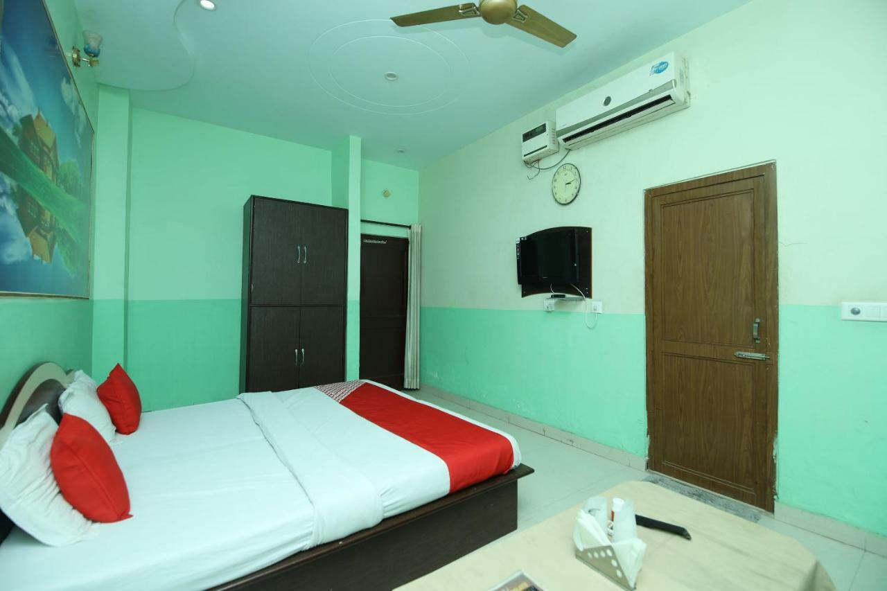 Hotel Deep Palace Jind Buitenkant foto
