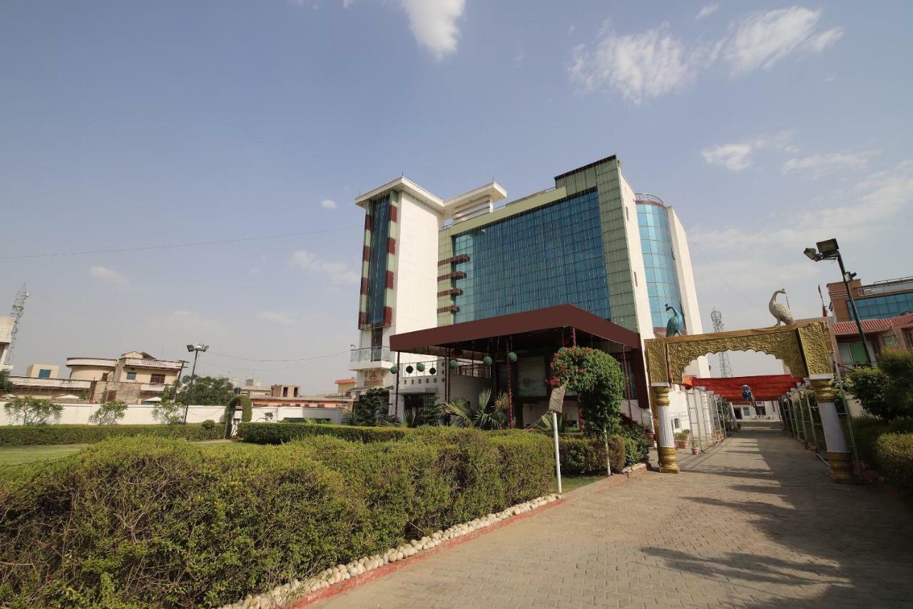 Hotel Deep Palace Jind Buitenkant foto