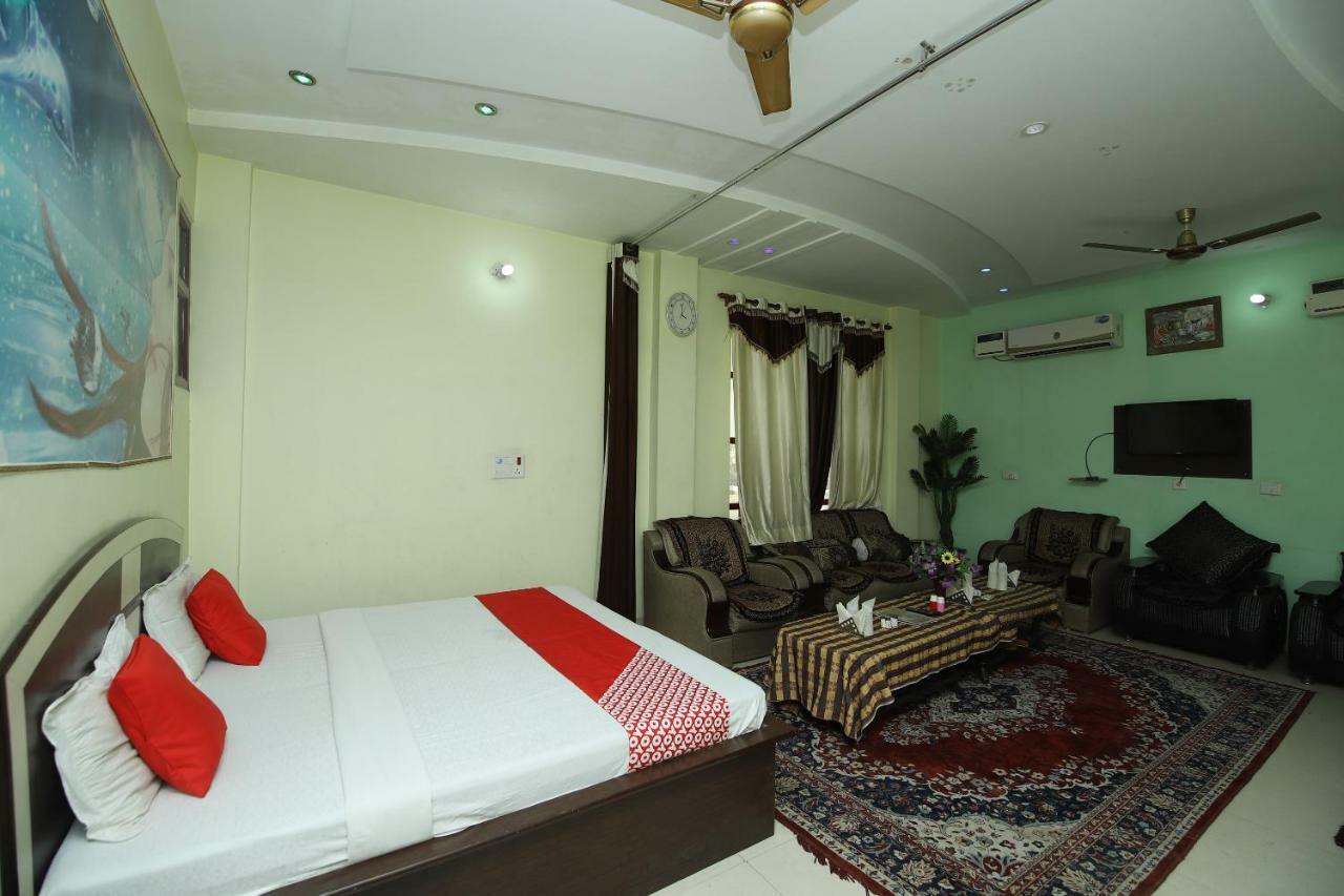Hotel Deep Palace Jind Buitenkant foto