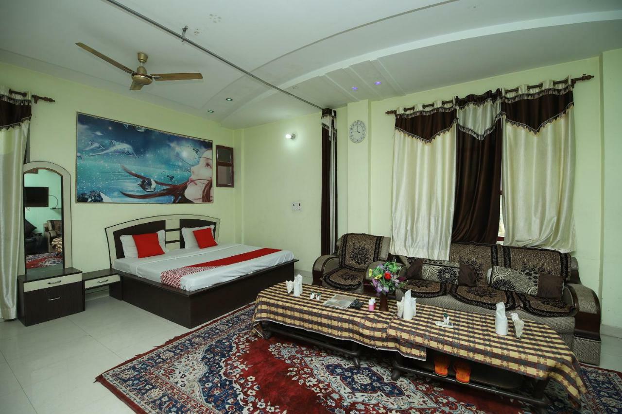 Hotel Deep Palace Jind Buitenkant foto